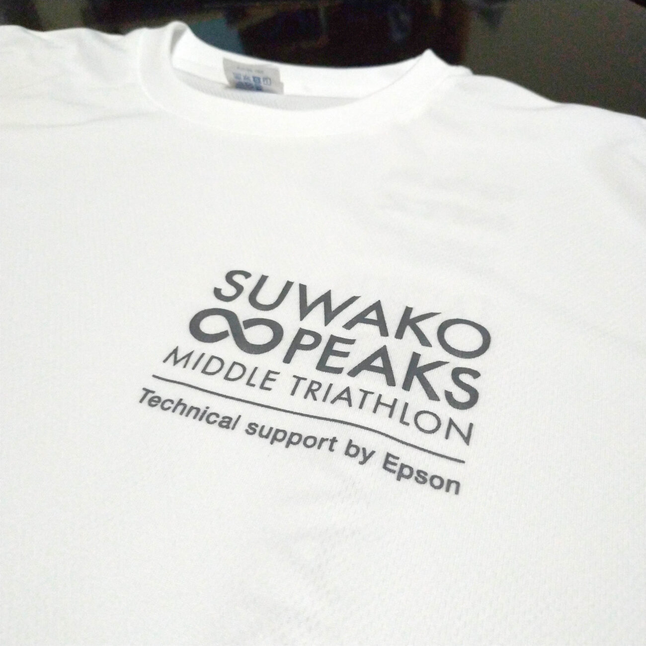 スワコエイトピークスミドルトライアスロン大会2022(第1回大会)ボランティアのスタッフTシャツ