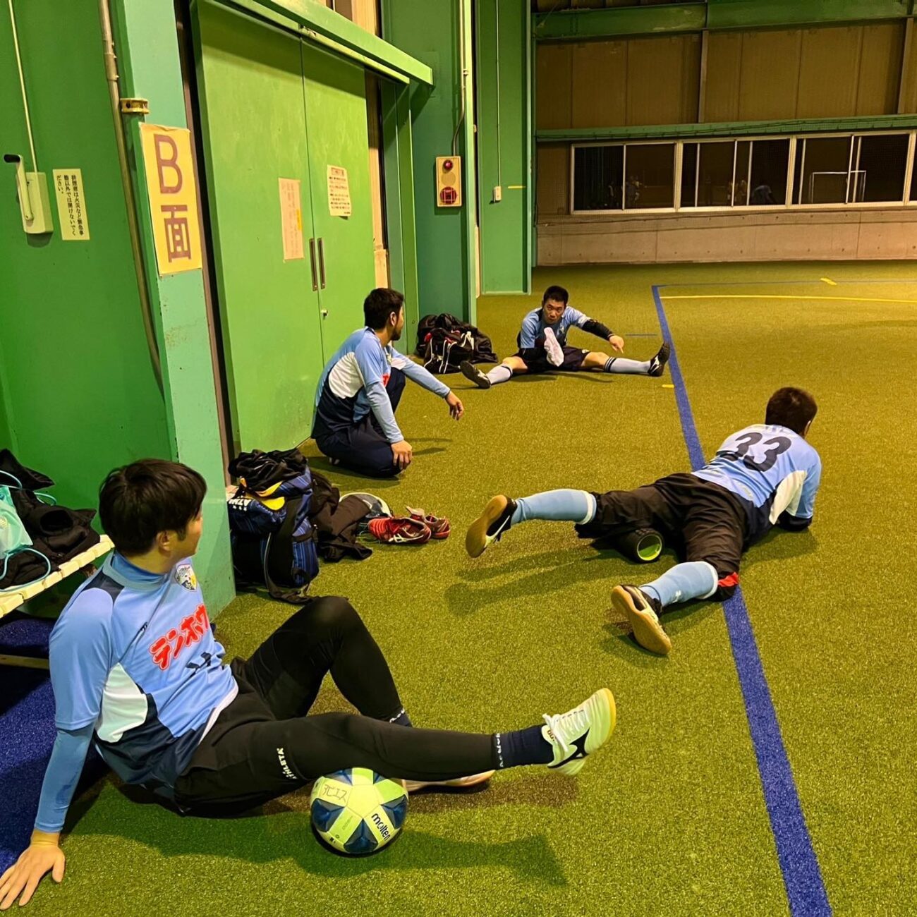 FCアビエスシニアO40サッカーチーム-ホタルドーム(辰野町)