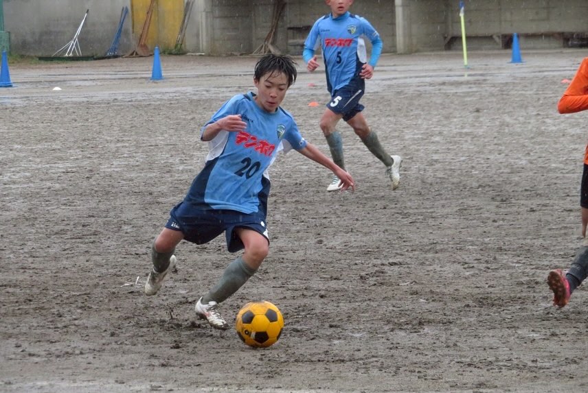 長野県南信リーグ1部2025FCアビエスジュニアユースAチーム(赤穂中学校グラウンド)