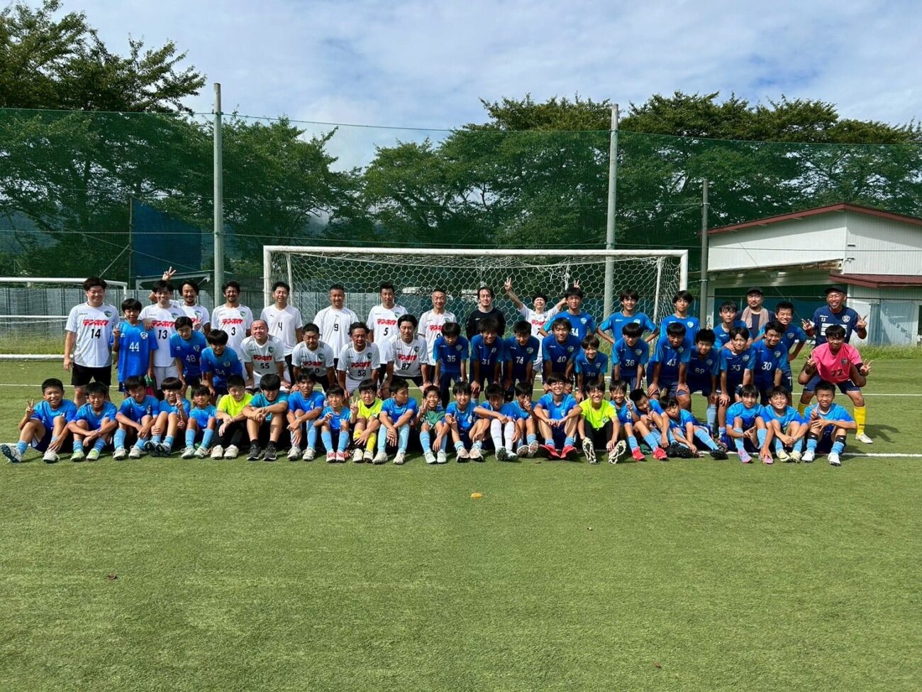FCアビエスジュニアユース-シニア交流戦(東海大諏訪グラウンド)