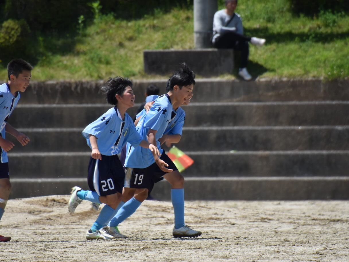 長野県南信リーグ3部-2026-FCアビエスジュニアユースB(旭ヶ丘中学校にて)喜び