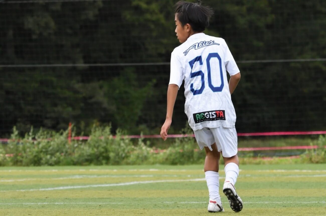 中学生年代サッカー-伺う